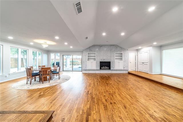 3825 Echo Brook Ln in Dallas, TX - Foto de edificio - Building Photo