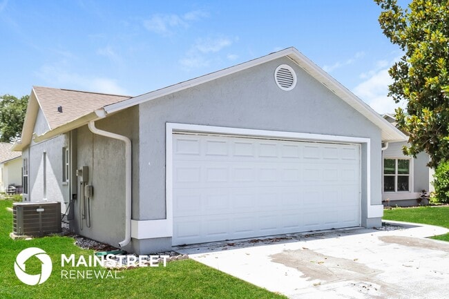 8444 Yearling Ln in New Port Richey, FL - Building Photo - Building Photo