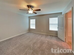 11753 Alcoser Ct in San Antonio, TX - Foto de edificio - Building Photo