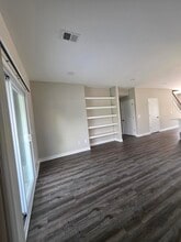 8236 Oak Shade Cir in Davison, MI - Building Photo - Building Photo