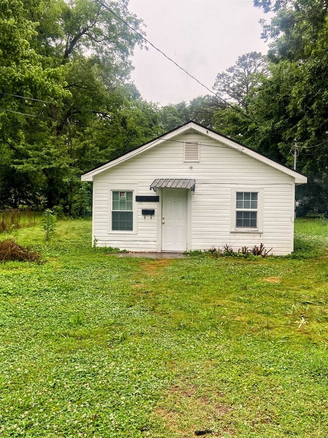 property at 809 N Franklin St