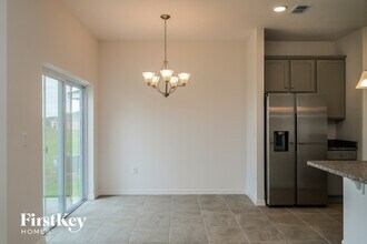 429 Reina Wy in Eagle Lake, FL - Building Photo - Building Photo