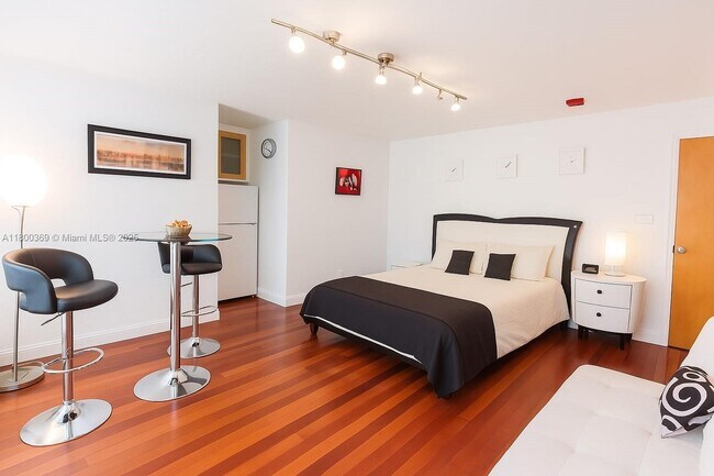 property at 420 15th St