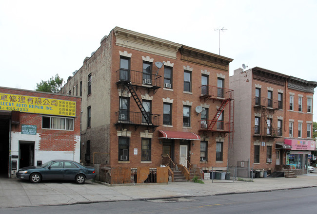 877 39th St in Brooklyn, NY - Building Photo - Building Photo