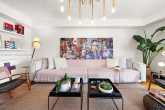 1415 Sunset Harbour Dr in Miami Beach, FL - Building Photo - Building Photo