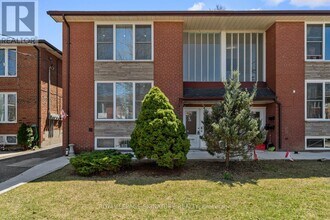 291 Glenforest Rd in Toronto, ON - Building Photo - Building Photo