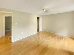 2200 Jester Ct in Reston, VA - Building Photo - Building Photo