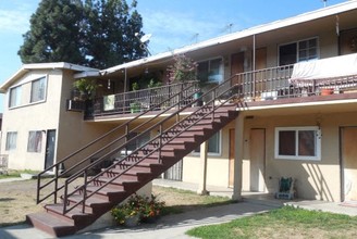 Casa Cordova Apartments in Pomona, CA - Building Photo - Building Photo