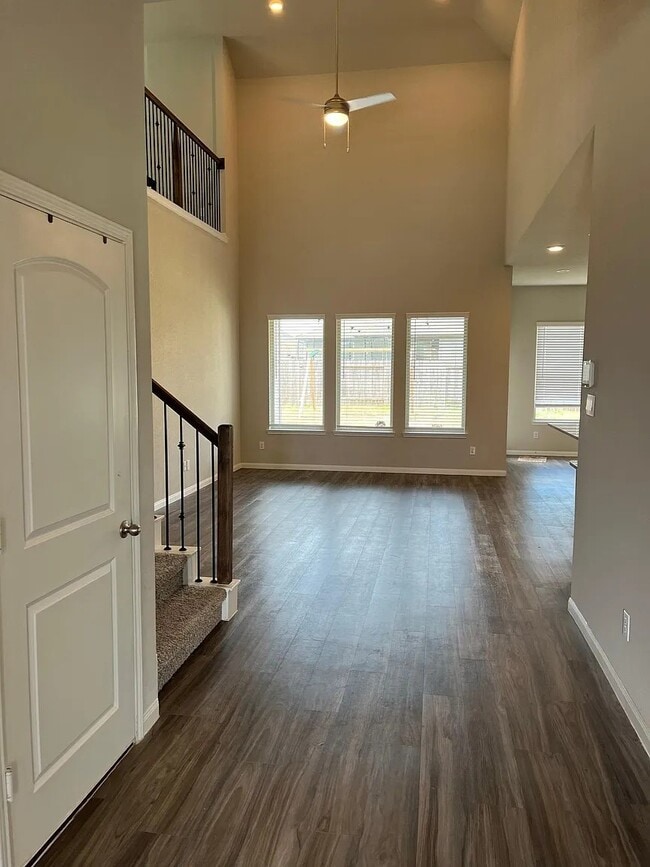 1180 Courteous Crk Dr in Montgomery, TX - Foto de edificio - Building Photo