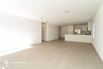 3057 Titan Spgs Dr in Saginaw, TX - Foto de edificio - Building Photo