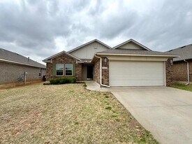 3509 Slate River Dr in Yukon, OK - Building Photo