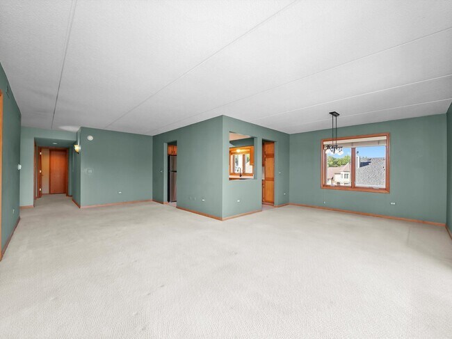 5360 N Lowell Ave in Chicago, IL - Foto de edificio - Building Photo