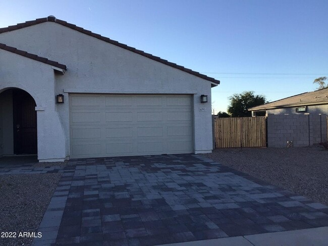 691 S Silvercreek Pl in Casa Grande, AZ - Building Photo - Building Photo