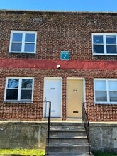 Westfield Gardens Apartments in Camden, NJ - Building Photo - Interior Photo