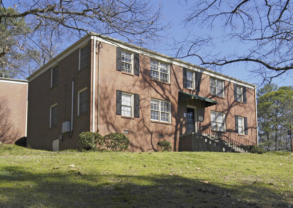 301 Ardmore Cir NW in Atlanta, GA - Building Photo