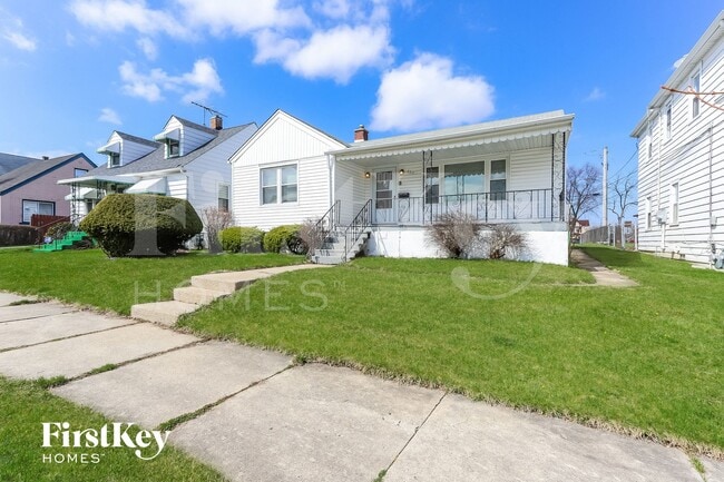 251 E 25th St in Chicago Heights, IL - Building Photo - Building Photo