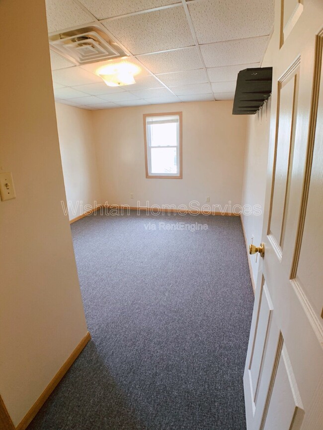 308 W Adams Rd in Macomb, IL - Building Photo - Building Photo