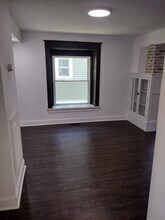 337 W South St, Unit Lower in Wooster, OH - Foto de edificio - Building Photo