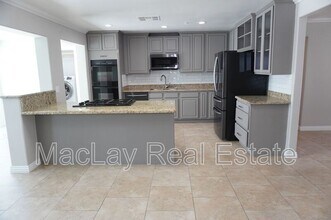8355 E Palm Ln in Scottsdale, AZ - Building Photo - Building Photo