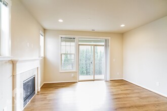 13518 SW Beach Plum Terrace in Sherwood, OR - Building Photo - Building Photo