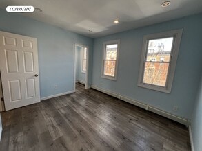 208 18th St in Brooklyn, NY - Building Photo - Building Photo