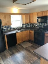 290 Pamela Ct in Antioch, IL - Building Photo - Building Photo