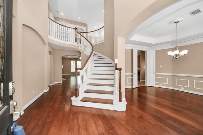 property at 17618 Raven Canyon Ln