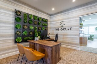 Grove Ph II in Salem, OR - Building Photo