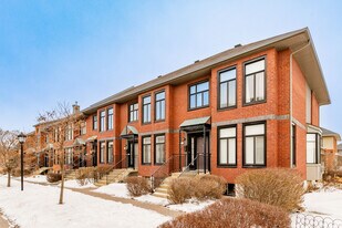 965 Gameroff St in Lachine, QC - Building Photo
