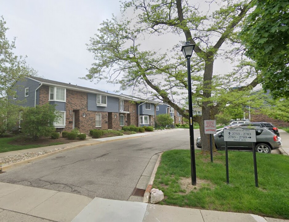 2765 Page Ave in Ann Arbor, MI - Building Photo