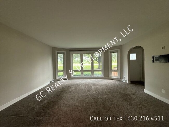 4311 IL-176 in Crystal Lake, IL - Building Photo - Building Photo