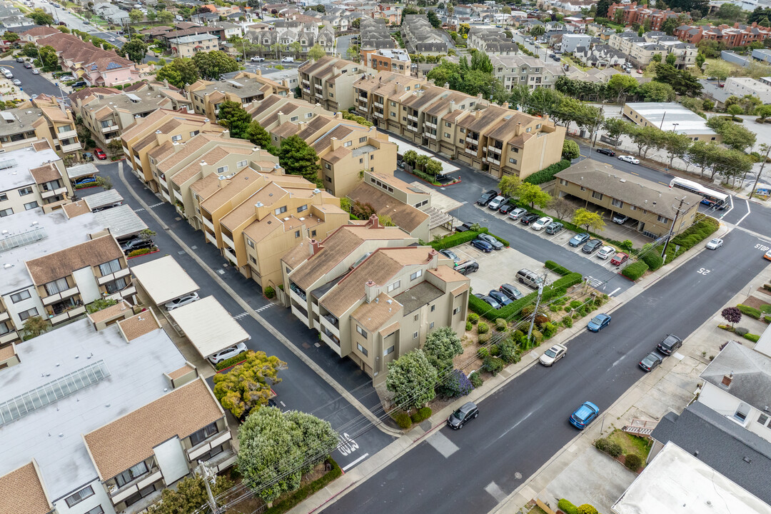 721-1921 Marcie Cir in South San Francisco, CA - Building Photo