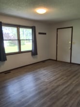 18 2nd St in Melbourne, IA - Building Photo - Building Photo