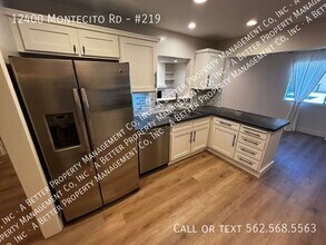 12400 Montecito Rd in Seal Beach, CA - Building Photo - Building Photo