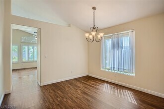 2800 Evelyn Lake Ct in Las Vegas, NV - Building Photo - Building Photo