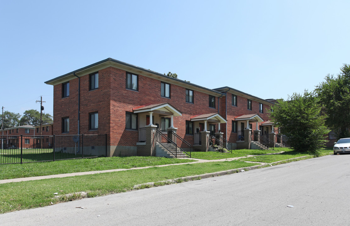 901-922 Garfield Ave in Kansas City, MO - Foto de edificio