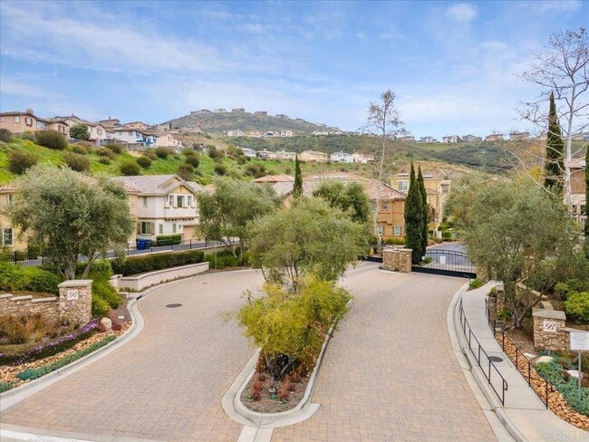 1341 Dolomite Way in San Marcos, CA - Building Photo - Building Photo