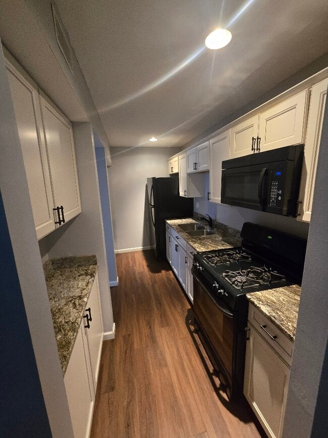 4V S Fernwood Dr in Bolingbrook, IL - Building Photo - Building Photo