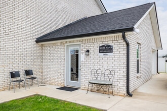 South Maple Townhomes in Lebanon, TN - Foto de edificio - Building Photo
