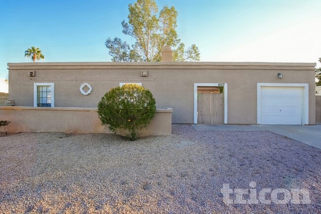 4157 W Michigan Ave, Unit 1st FL Rear in Glendale, AZ - Foto de edificio - Building Photo
