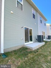 94 Paddington St in Falling Waters, WV - Building Photo - Building Photo