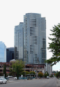 Bellevue Towers in Bellevue, WA - Foto de edificio - Building Photo