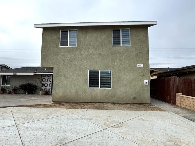property at 2141 Mono St