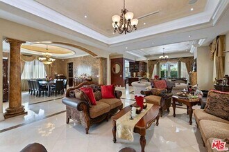 2023 Parnell Ave in Los Angeles, CA - Building Photo - Building Photo