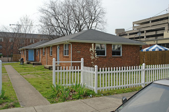 1811 Patterson St in Nashville, TN - Building Photo - Building Photo