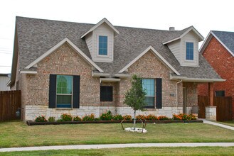 2917 Tudor Ln in Irving, TX - Building Photo - Building Photo