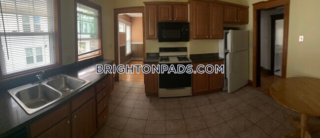 32 Etna St in Boston, MA - Building Photo - Building Photo