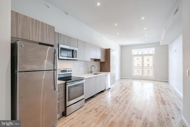 property at 412-26 S 13th St