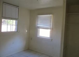 826 Pomona Ave in Oroville, CA - Building Photo - Building Photo