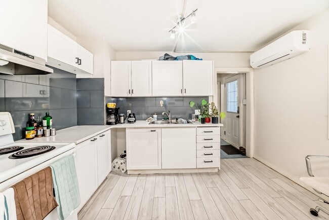 1-4005-9 9 St SE in Calgary, AB - Building Photo - Building Photo